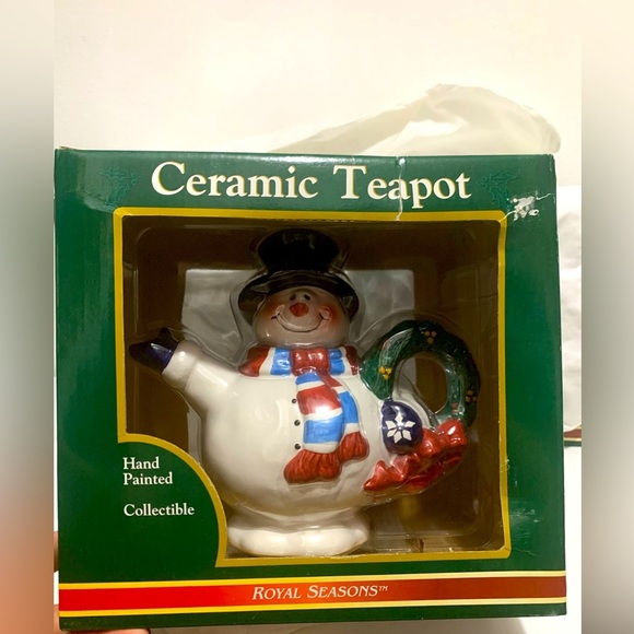 Vintage SNOWMAN Royal Seasons Teapot Red&Blue Scarf Hand Painted Collectible - Picture 2 of 16